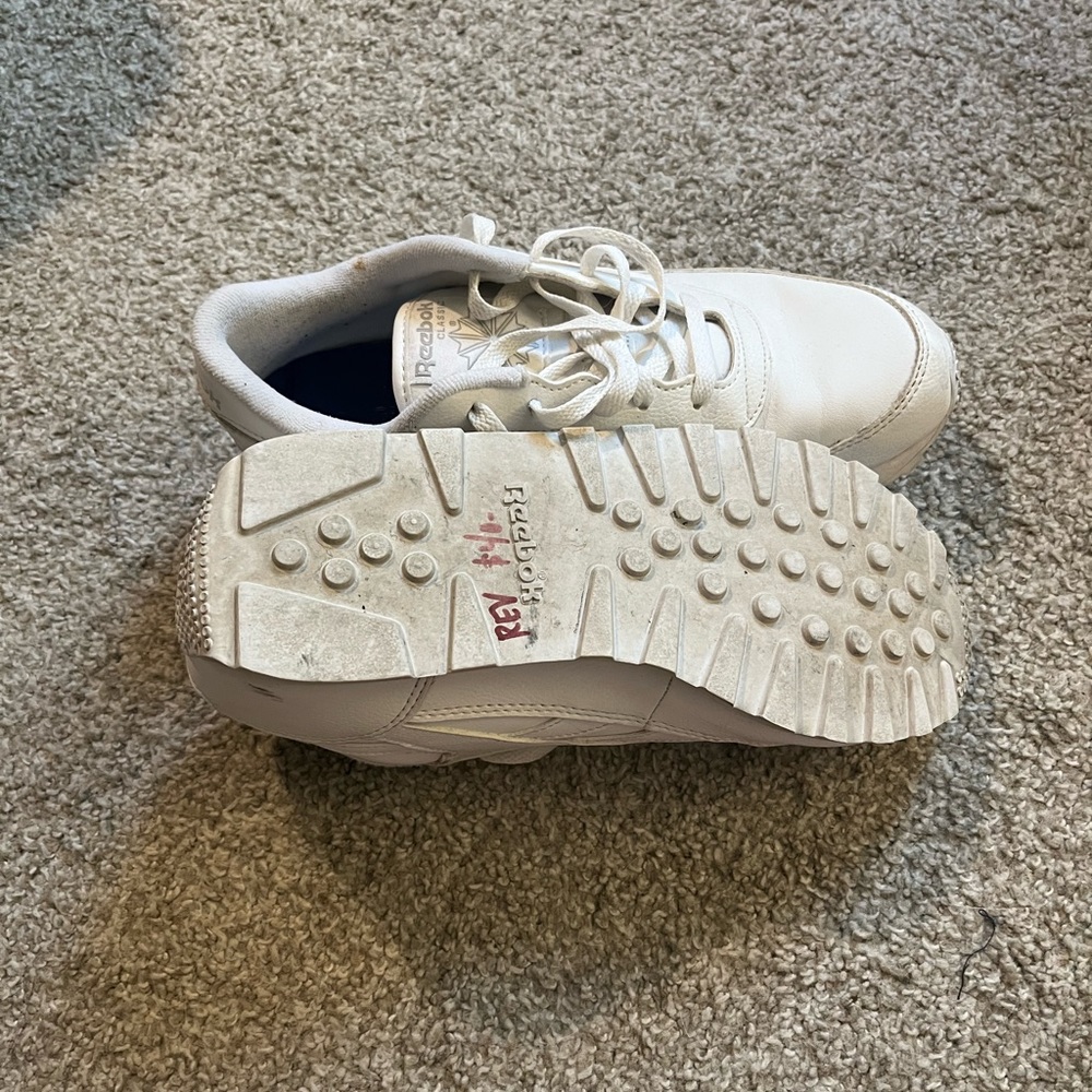 Reebok Classic - Picture 4 of 4